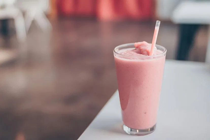 “Revitalize Your Mornings: Start Your Day with a Nutritious Smoothie!”